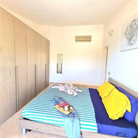 דירה Stylish With Views 4 Min Walk To The Beach!! *