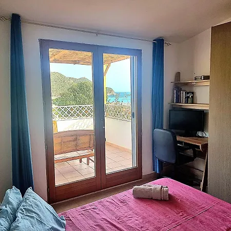 Stylish With Views 4 Min Walk To The Beach!! Lägenhet