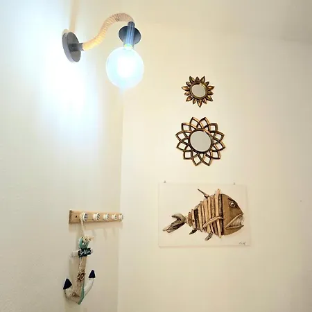 Stylish With Views 4 Min Walk To The Beach!! Appartamento Solanas (Cagliari)