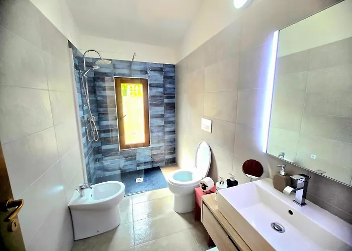 Stylish With Views 4 Min Walk To The Beach!! Daire *