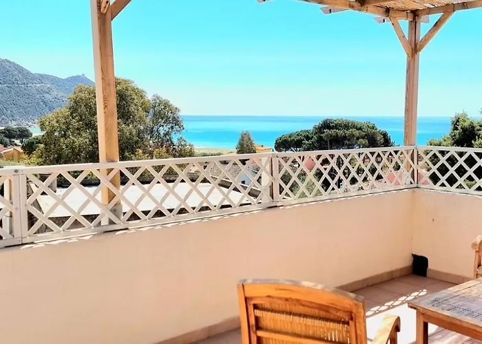 Stylish With Views 4 Min Walk To The Beach!! Daire *